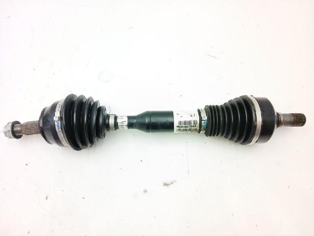 Semieje delantero derecho 68265870AB CHRYSLER