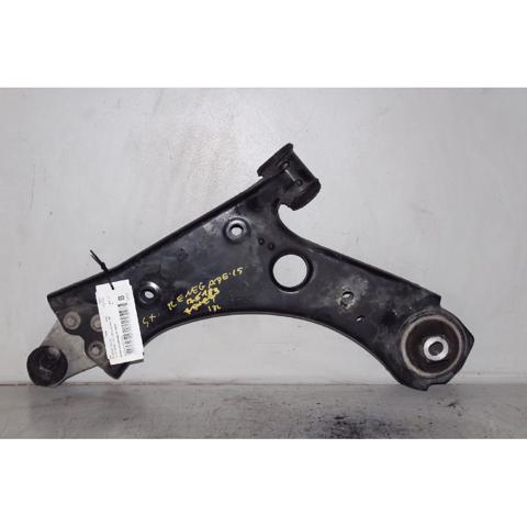 CHRYSLER 68318011AG Brazo inferior izquierdo de la suspensión delantera  en stock Terrassa