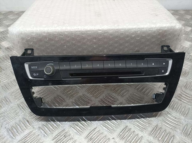 6832880 BMW