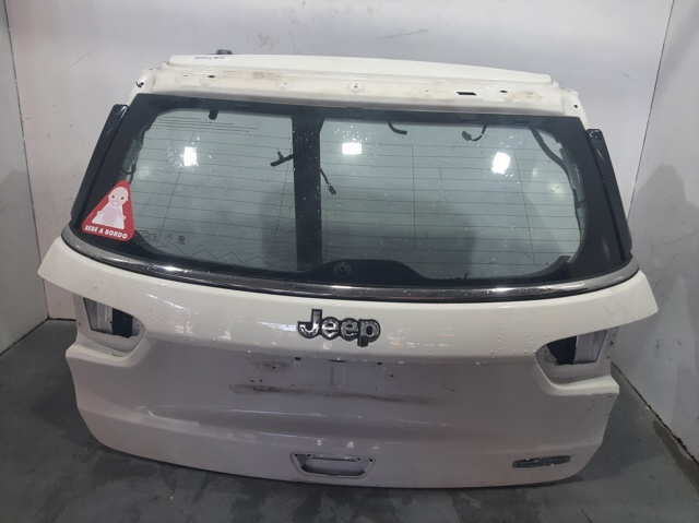 Compuerta trasera Jeep Compass  (MP)