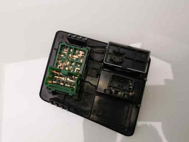68485JD900 NISSAN comprar Alcalá