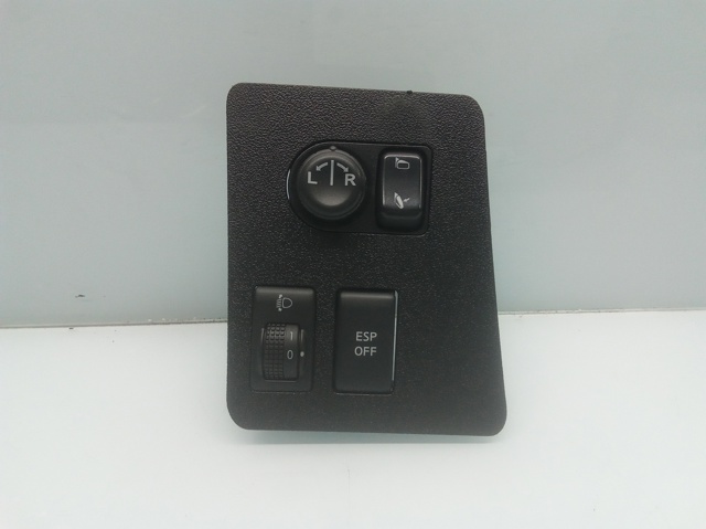 68485JD900 NISSAN  disponible Vigo