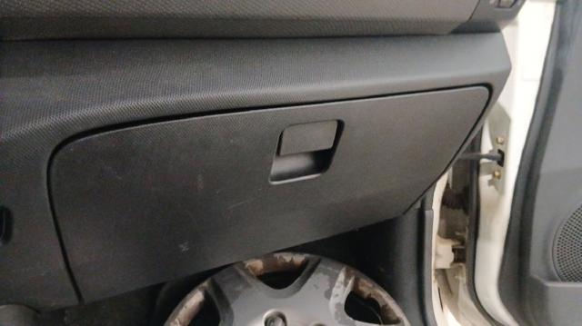 Tapa guantera para Nissan Micra K12