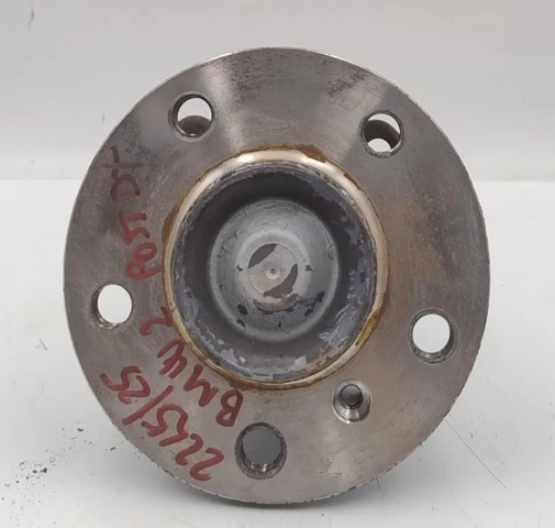 Buje de rueda trasero 68521 BMW