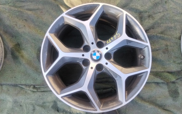 6856070 BMW