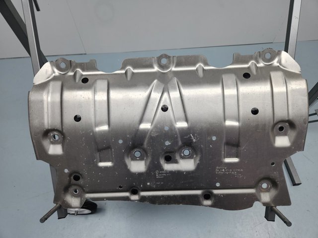 6878580 BMW