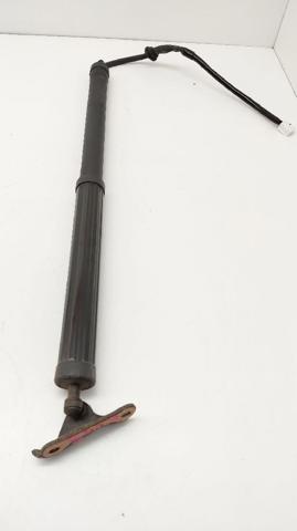 6891042060 TOYOTA Amortiguador de la tapa del maletero  comprar en Jaén