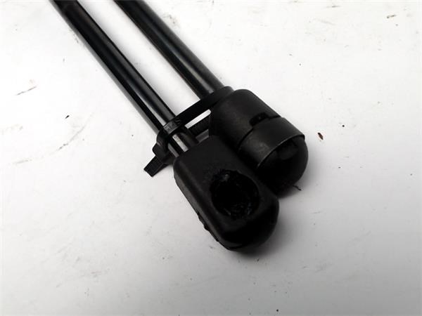 689500F010 TOYOTA Amortiguador maletero comprar Bilbao