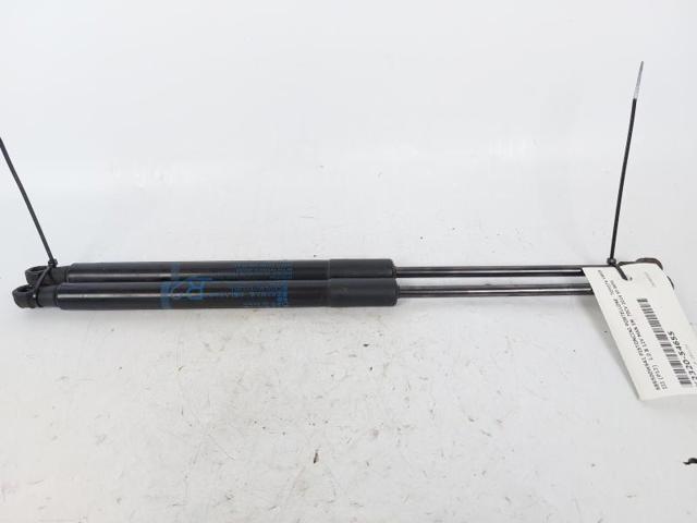 689500W641 Amortiguador maletero  en stock Sabadell