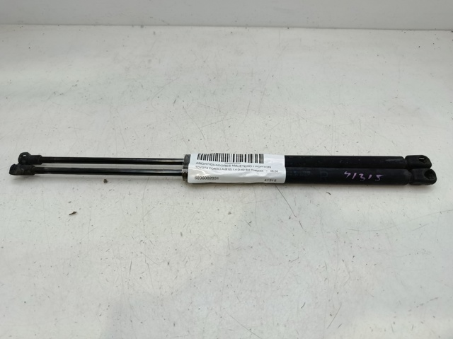 6896002031 Toyota