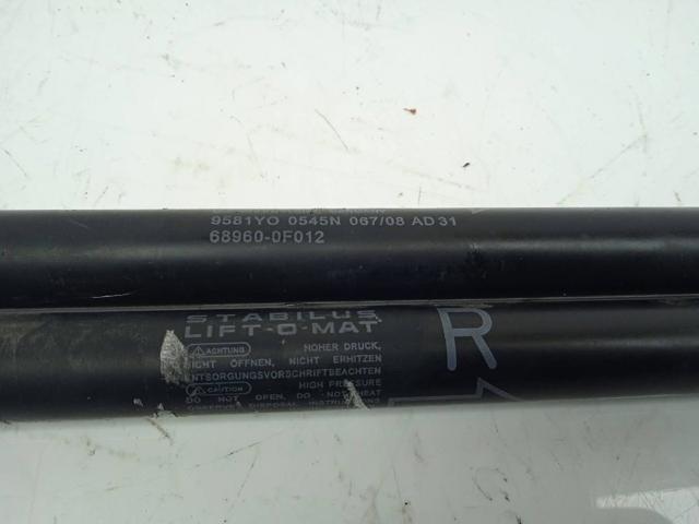 689600F012 Amortiguador maletero  en stock Sabadell
