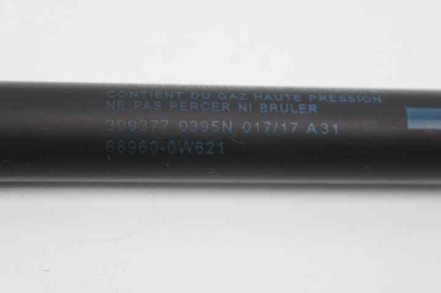 689600W621 TOYOTA Amortiguador de la tapa del maletero  comprar en Jaén