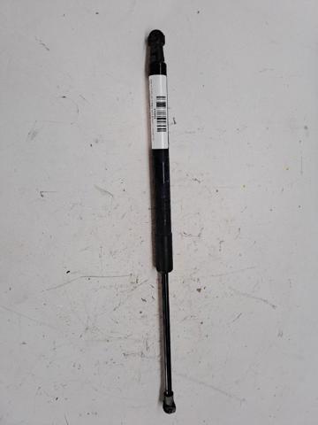 689600W621 TOYOTA Amortiguador maletero  en stock Huelva