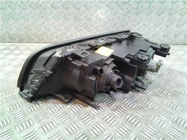 6902746 BMW Faro derecho  disponible Alicante