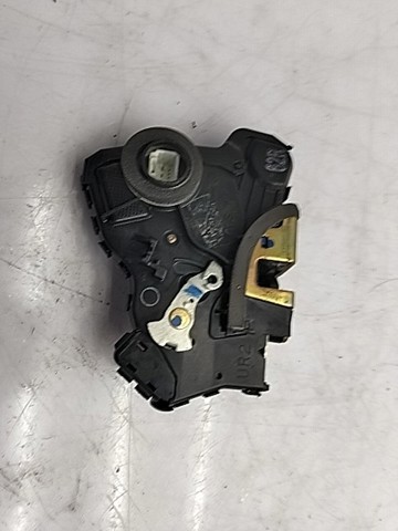 6903002161 Cerradura de puerta delantera derecha  comprar en Reus