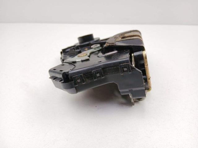 6903002161 TOYOTA Cerradura de puerta delantera derecha comprar Madrid