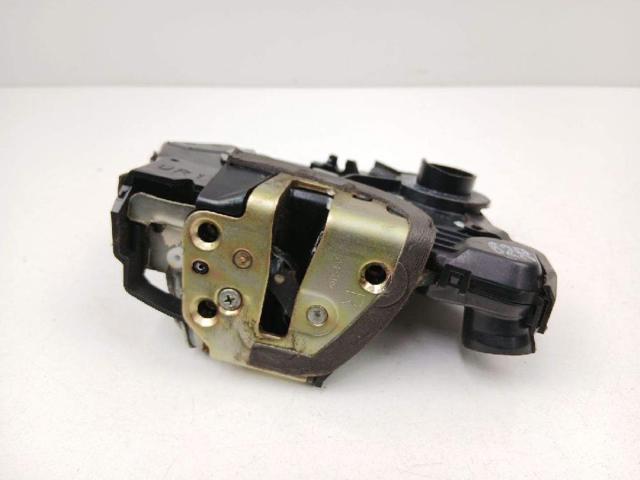 6903002161 Cerradura de puerta delantera derecha  en stock Granada