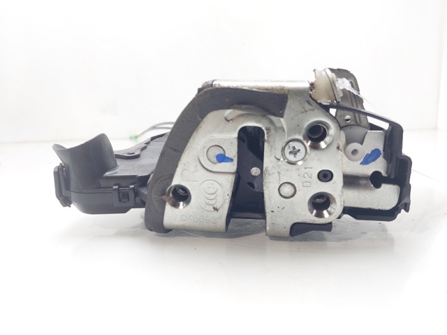 6903002220 TOYOTA Cerradura de puerta delantera derecha  disponible Vigo