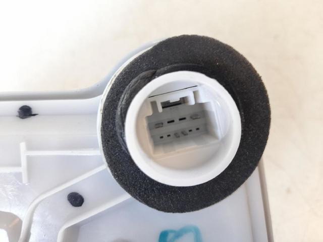 6903002511 TOYOTA Cerradura de puerta delantera derecha comprar Bilbao