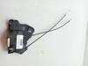 Cerradura delantera derecha 6903005130 TOYOTA