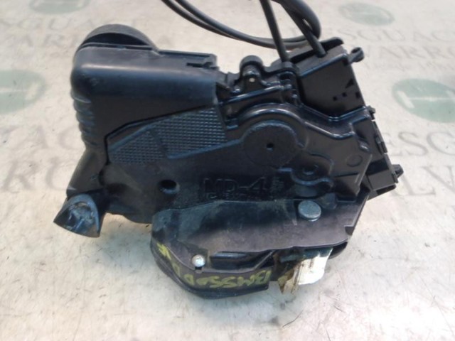 TOYOTA 690300D140 Cerradura de puerta delantera derecha  en stock Valencia