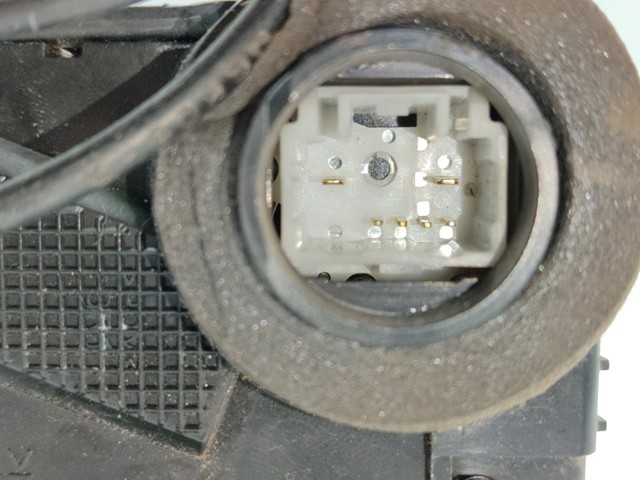 690300D140 TOYOTA Cerradura de puerta delantera derecha  comprar en Jaén