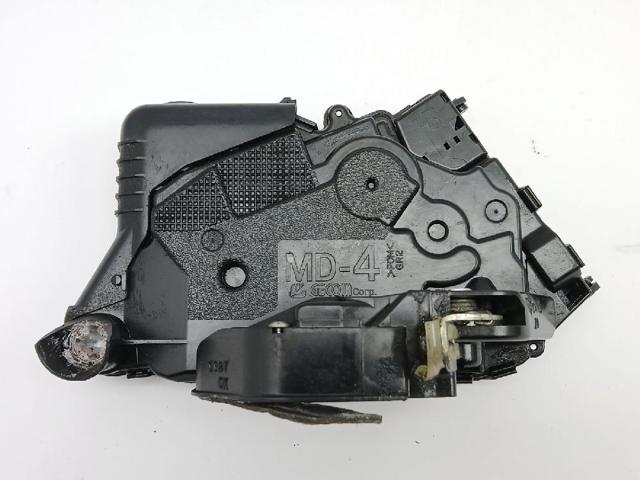 690300D140 Cerradura de puerta delantera derecha  comprar en Zaragoza