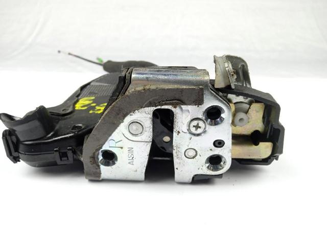 6903033271 TOYOTA Cerradura de puerta delantera derecha  en stock Gandía