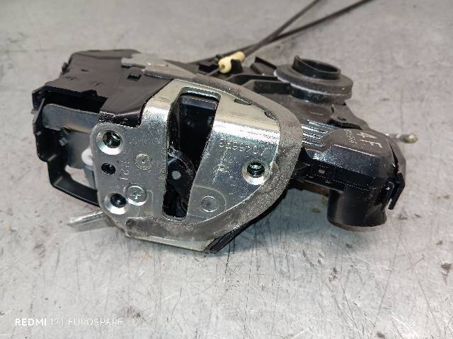 6903042221 TOYOTA Cerradura de puerta delantera derecha  disponible Ourense