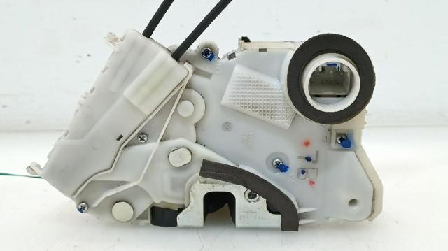 6903047081 TOYOTA Cerradura de puerta delantera derecha  disponible Alicante