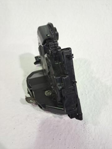 6903047081 Cerradura de puerta delantera derecha  comprar en Zaragoza