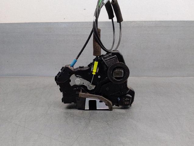 6903060240 TOYOTA Cerradura de puerta delantera derecha  comprar en Lleida