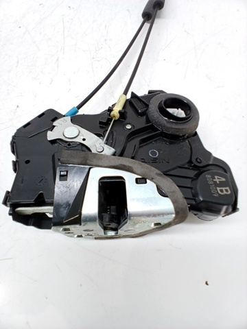 TOYOTA 6903060240 Cerradura de puerta delantera derecha  disponible España