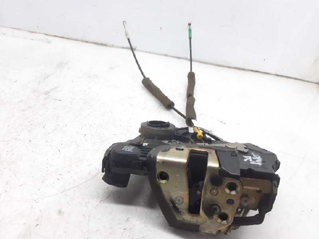 TOYOTA 6904002152 Cerradura comprar Tarragona