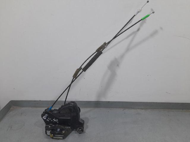 TOYOTA 6904002210 Cerradura  en stock Salamanca