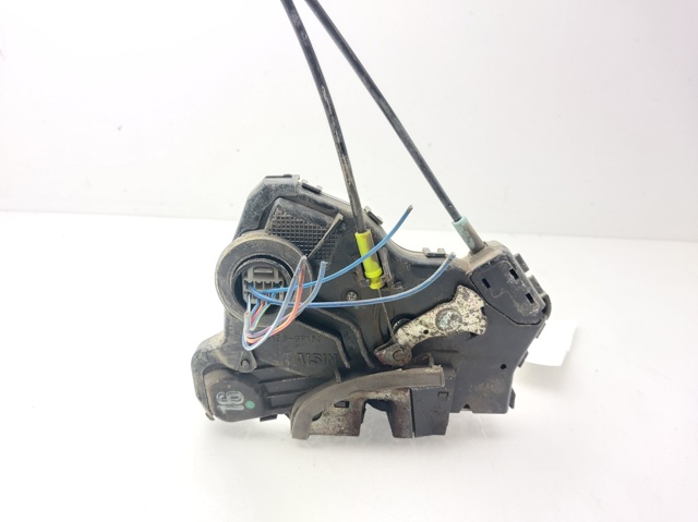 690400K070 TOYOTA Cerradura de puerta delantera izquierda  comprar en Lleida