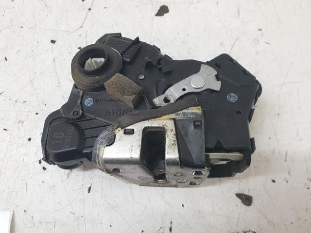 TOYOTA 6904033231 Cerradura  en stock Valencia
