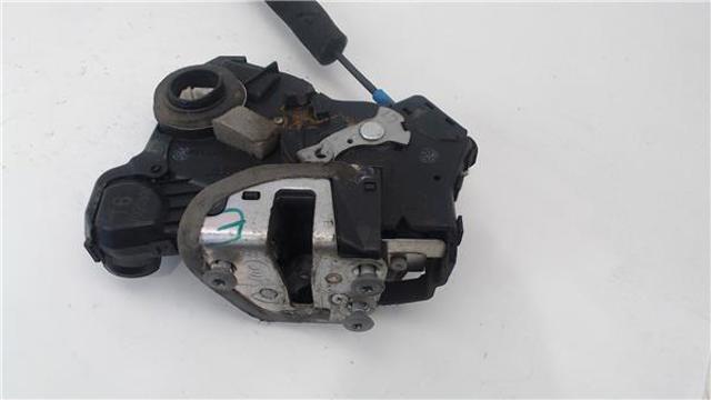 6904033232 TOYOTA Cerradura  en stock Gandía