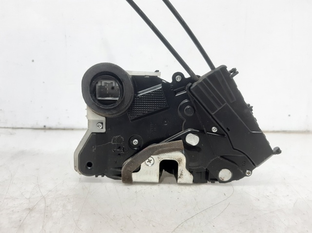 6904052340 TOYOTA Cerradura de puerta delantera izquierda  disponible Alicante