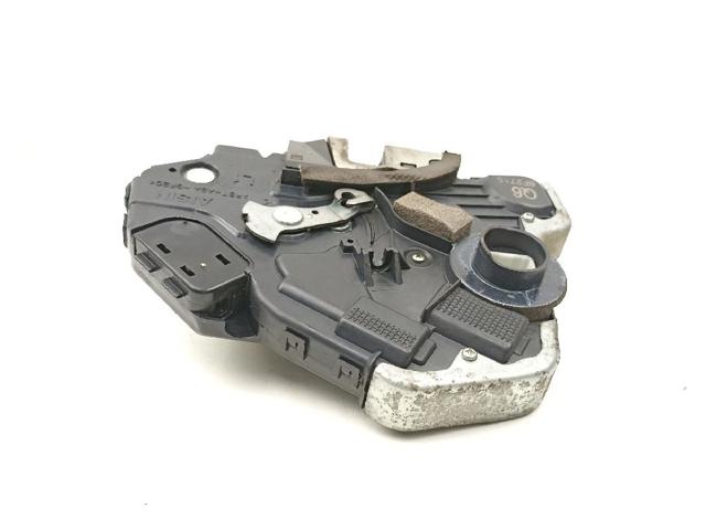 6904053100 TOYOTA Cerradura de puerta delantera izquierda  comprar en Lleida
