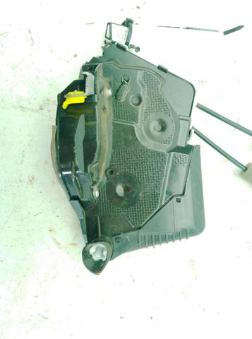 Cerradura de puerta delantera izquierda Toyota Yaris P21