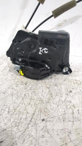 Cerradura de puerta delantera izquierda Toyota Yaris P21