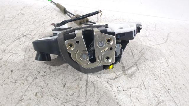 Cerradura de puerta delantera izquierda Toyota Yaris P21