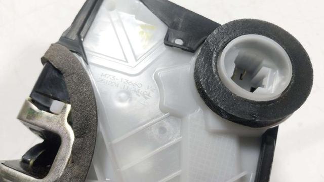 69040K0041 TOYOTA Cerradura  en stock Gandía