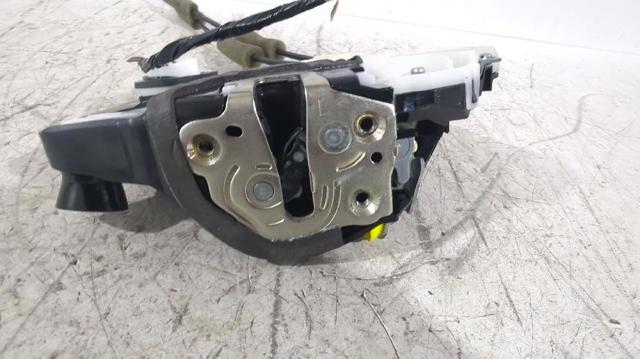 Cerradura de puerta delantera izquierda Toyota Yaris P21