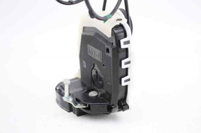 690500D060 Cerradura de la puerta trasera derecha  comprar en Reus