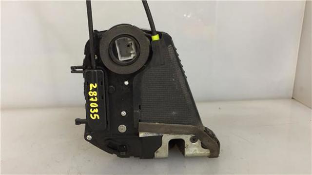 TOYOTA 690500D060 Cerradura de la puerta trasera derecha  en stock Terrassa