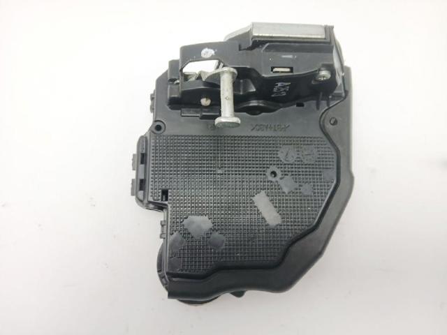 690500F030 Cerradura de la puerta trasera derecha  comprar en Zaragoza