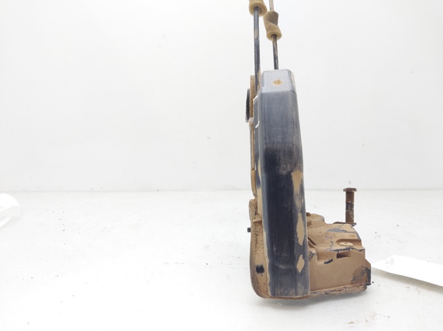 TOYOTA 6905033120 Cerradura de la puerta trasera derecha  disponible Lugo