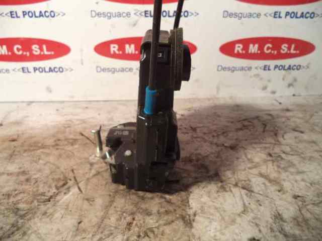 TOYOTA 6905042021 Cerradura de la puerta trasera derecha comprar Barcelona